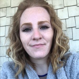 Meet your Posher, Jacqueline